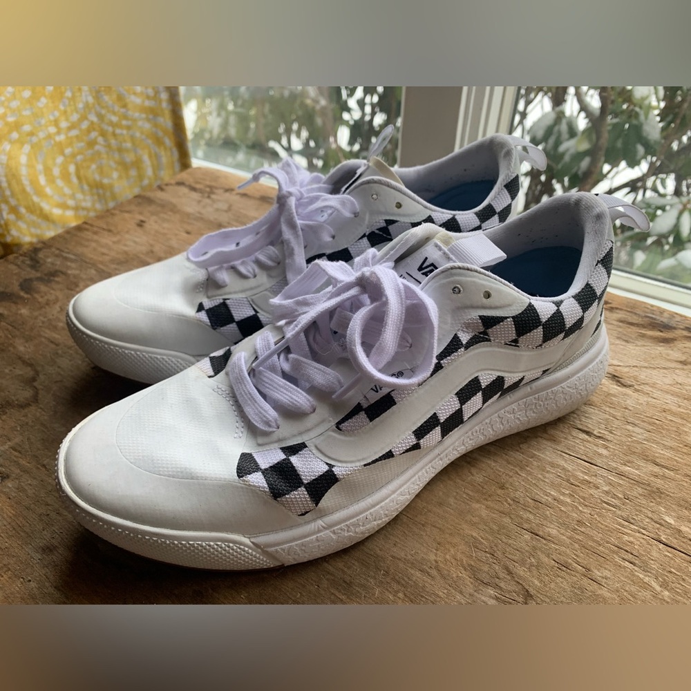 Vans Black and White Checkered Shoes US Women’s size 9